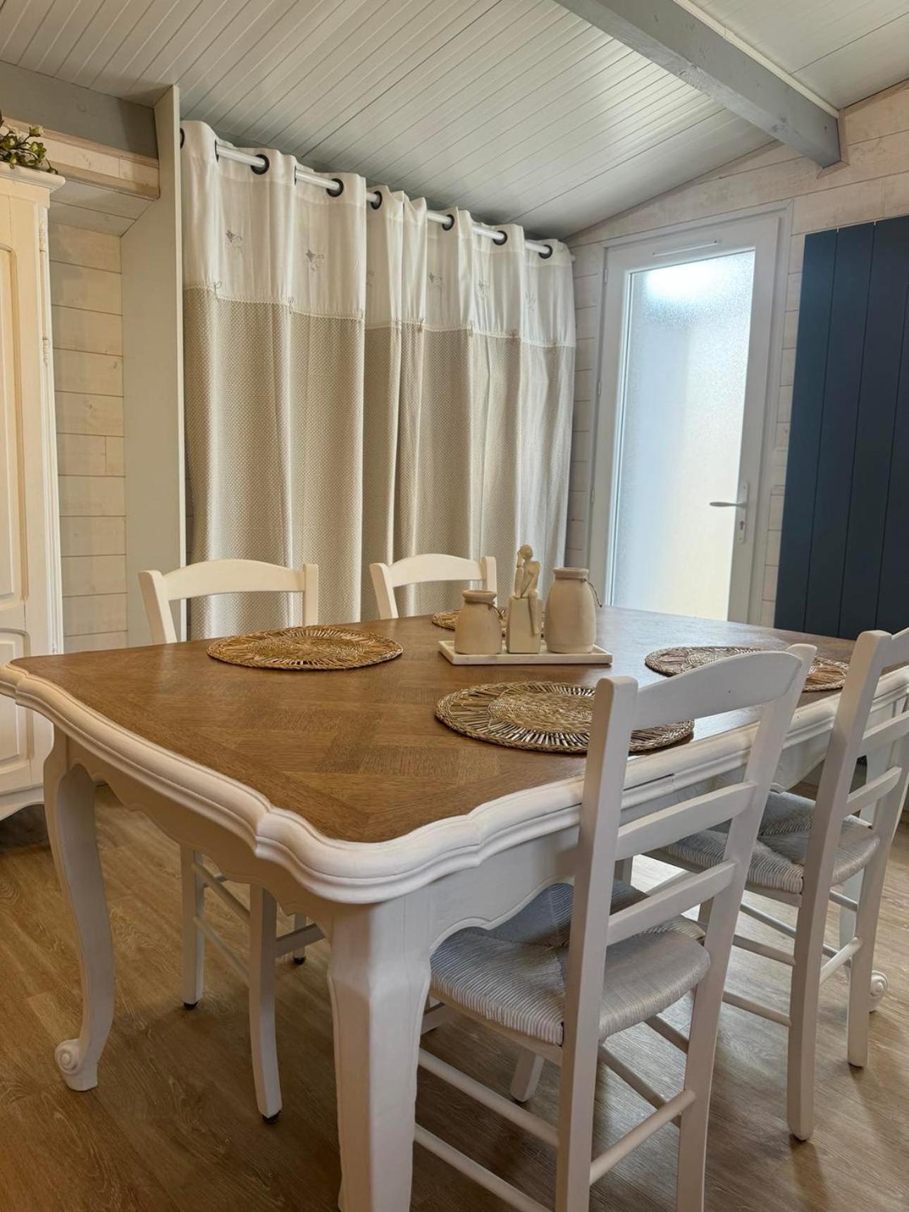 Face Aux Isles Holiday home *