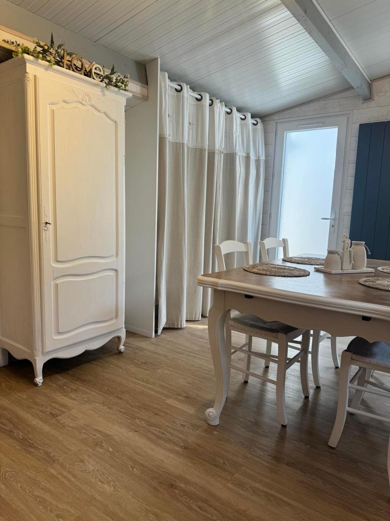 Face Aux Isles Holiday home *